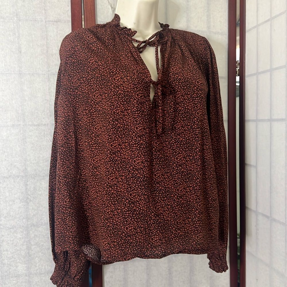 CAMAIEU FLOWY PRINTED TIE‎ FRONT BLOUSE SIZE M